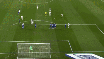 感觉哈登比你顺眼多了，全是体毛哨罚球，勇士传统文化？